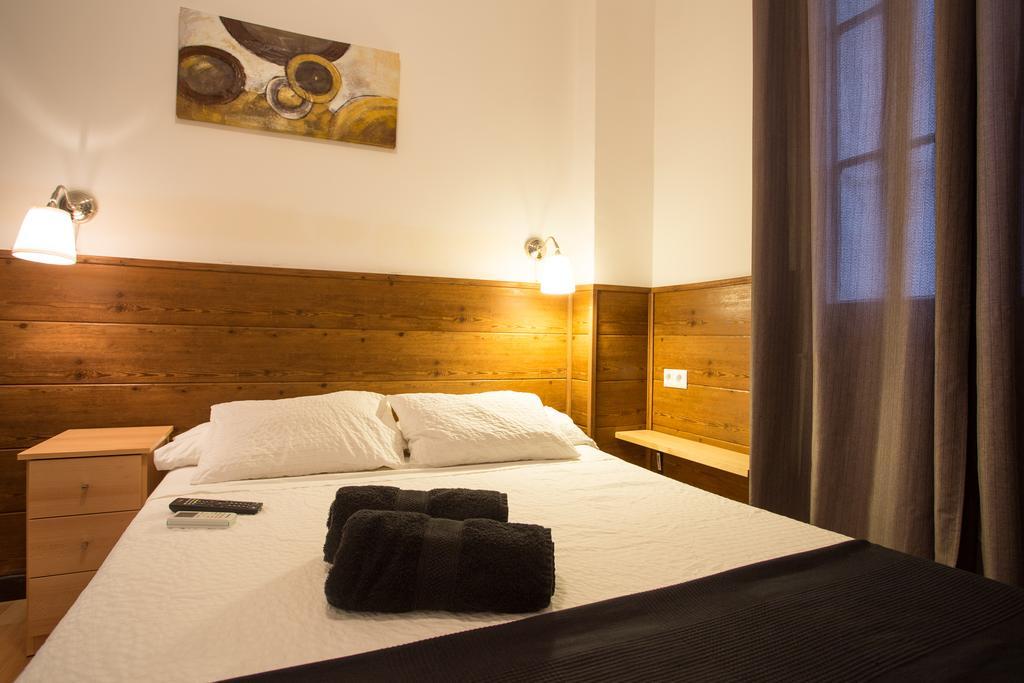 ברצלונה Homestay Citycenter מראה חיצוני תמונה